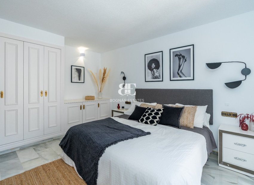 Resale - apartment -
Marbella - Puerto Banús