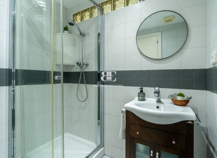 Resale - apartment -
Marbella - Puerto Banús