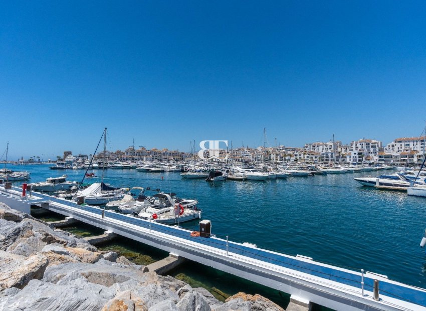 Resale - apartment -
Marbella - Puerto Banús
