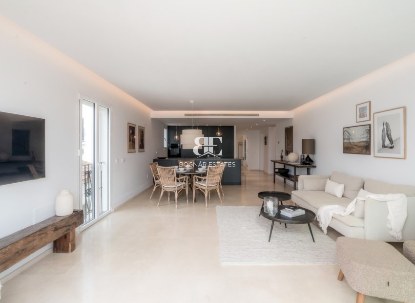 Resale - apartment -
Marbella - Puerto Banús