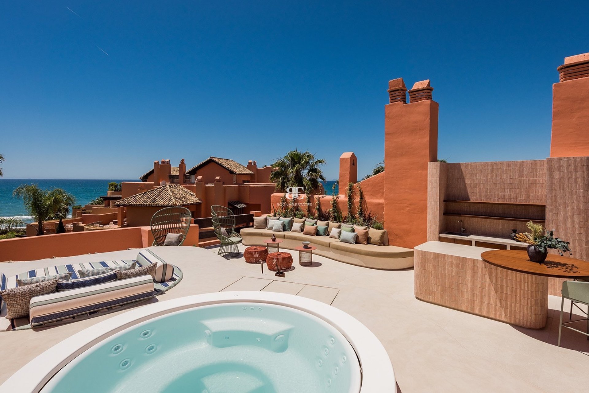 Resale - apartment -
Marbella
