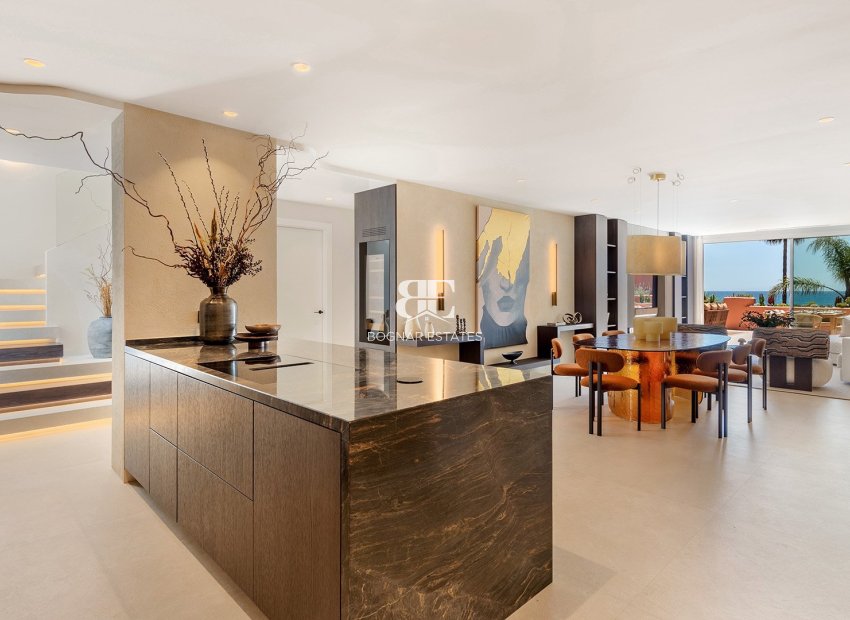 Resale - apartment -
Marbella