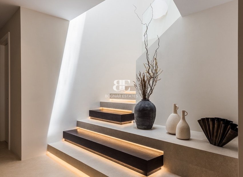 Resale - apartment -
Marbella
