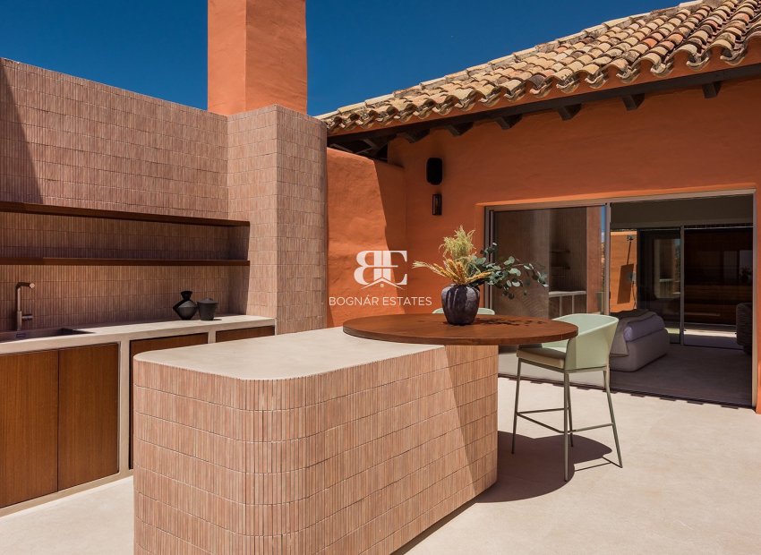 Resale - apartment -
Marbella