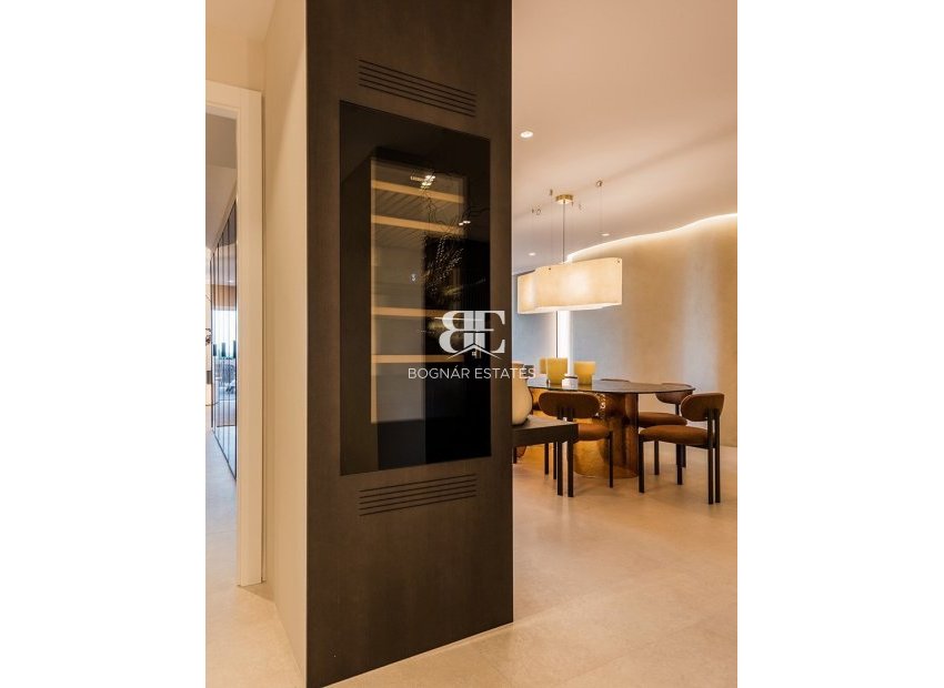 Resale - apartment -
Marbella