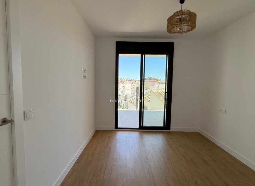 Resale - apartment -
Orihuela - Costa Blanca Sur