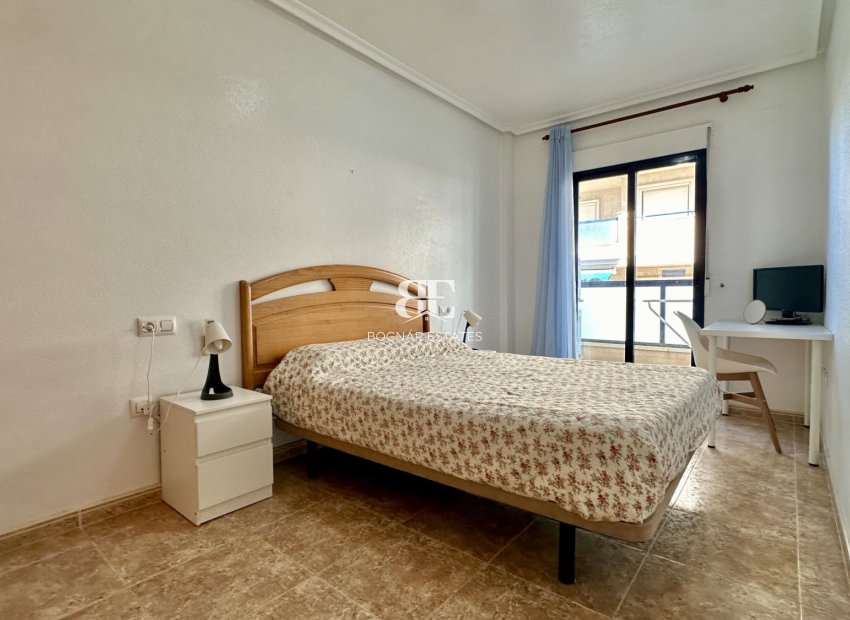 Resale - apartment -
Orihuela Costa - Cabo Roig