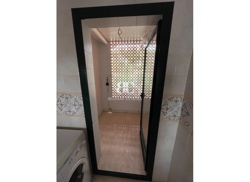 Resale - apartment -
Orihuela Costa - Campoamor