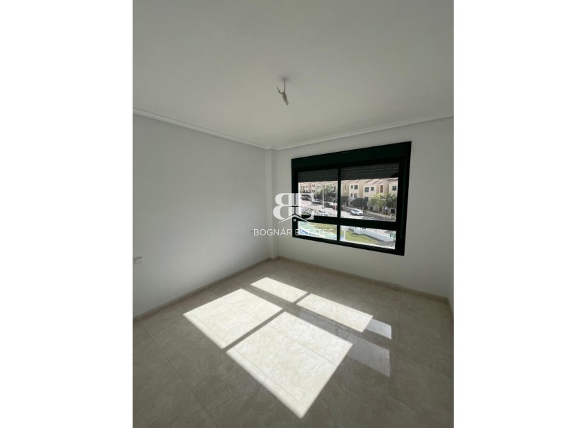 Resale - apartment -
Orihuela Costa - Campoamor