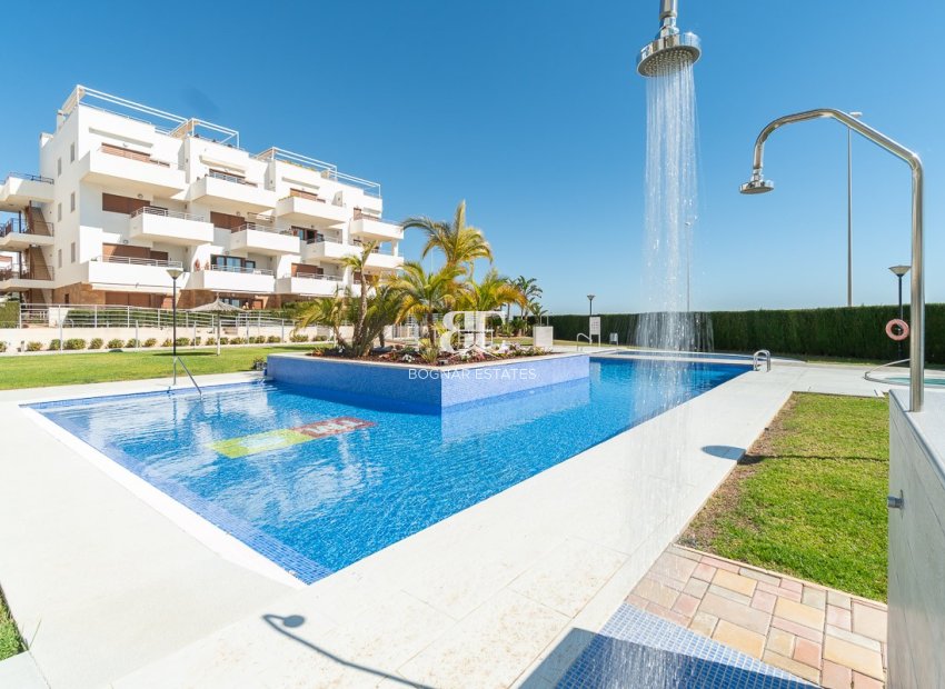Resale - apartment -
Orihuela Costa - Dehesa de campoamor