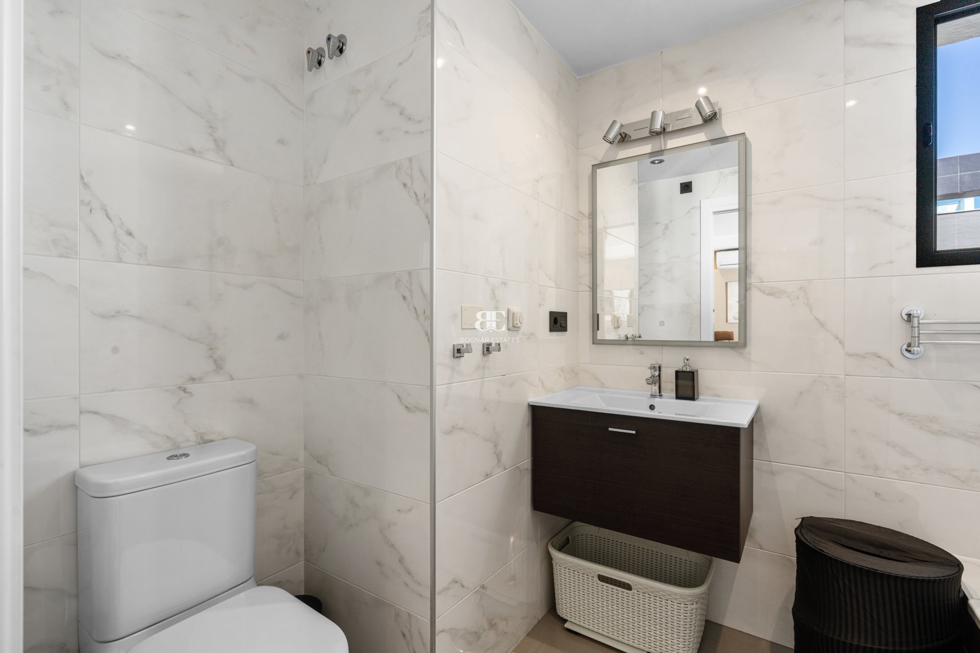 Resale - apartment -
Orihuela Costa - La Zenia