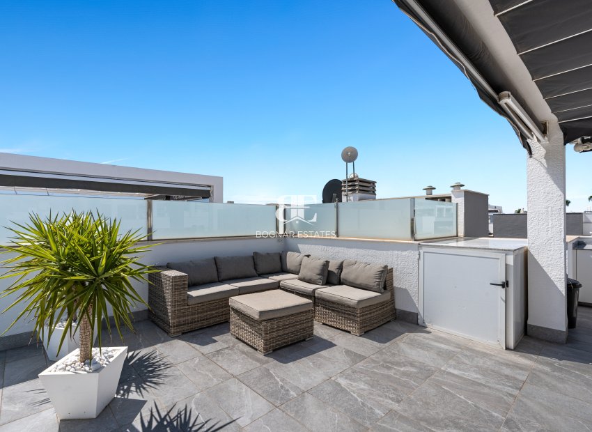 Resale - apartment -
Orihuela Costa - La Zenia