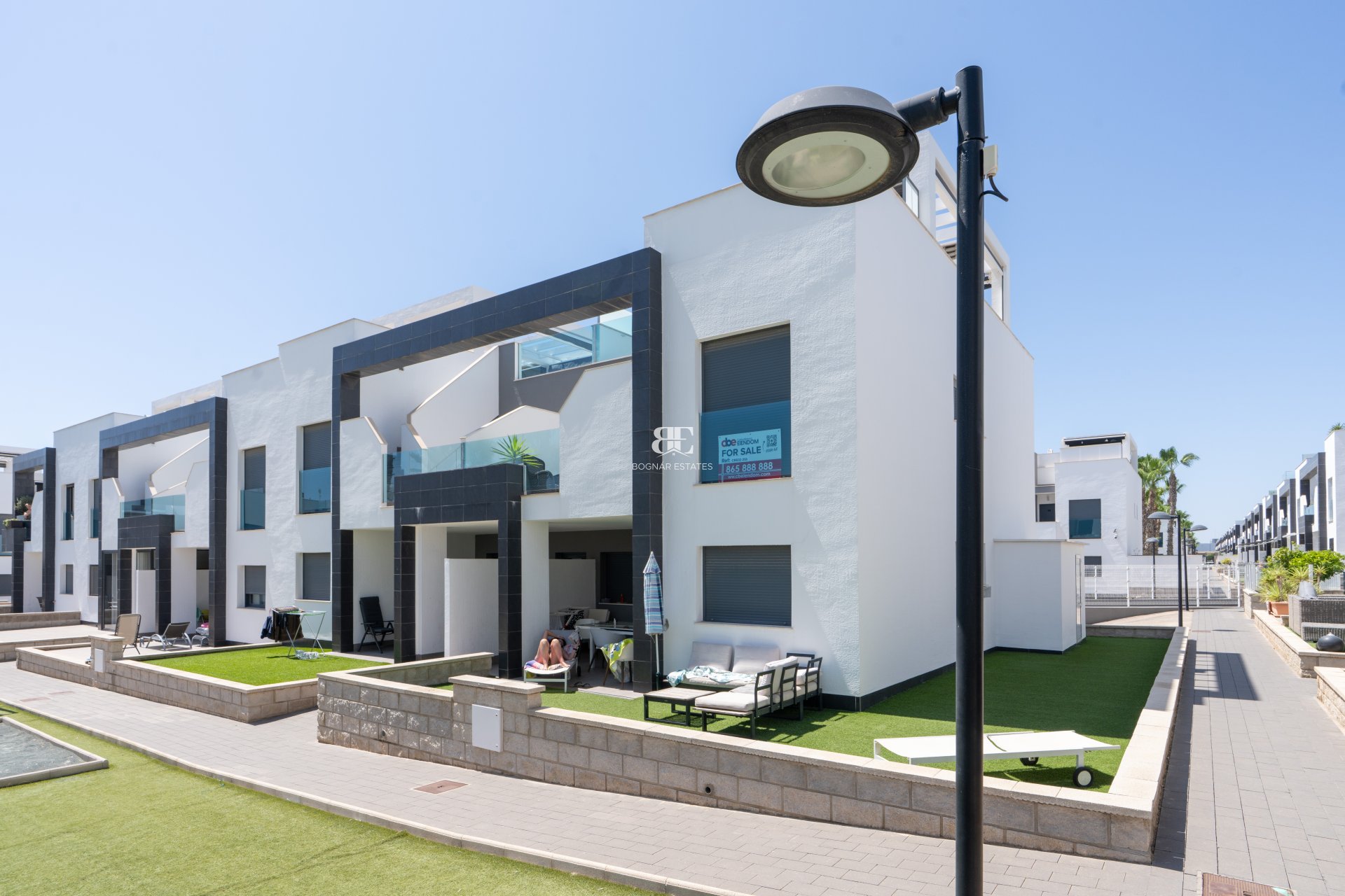 Resale - apartment -
Orihuela Costa - La Zenia