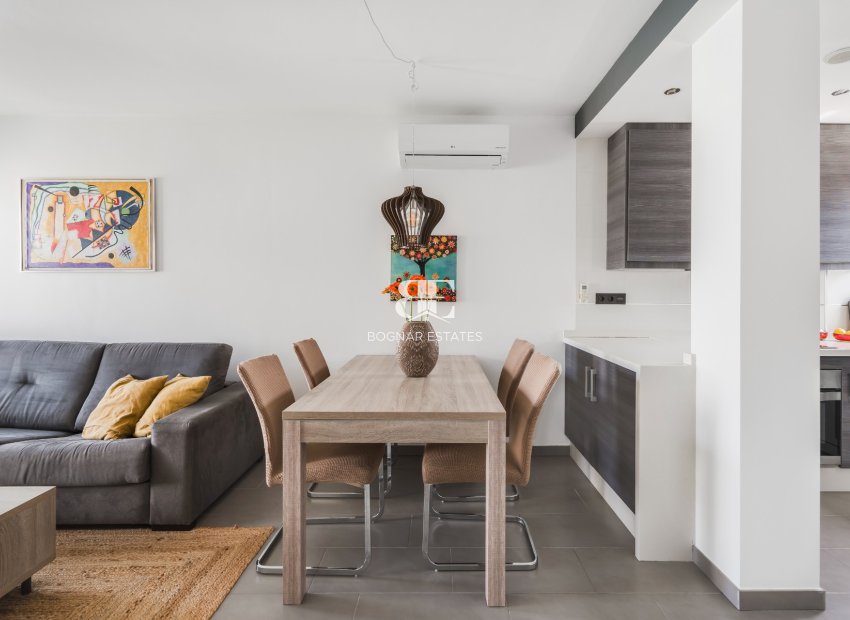 Resale - apartment -
Orihuela Costa - La Zenia