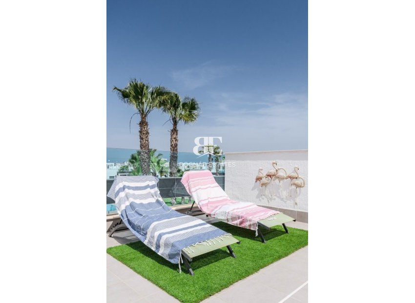 Resale - apartment -
Orihuela Costa - La Zenia