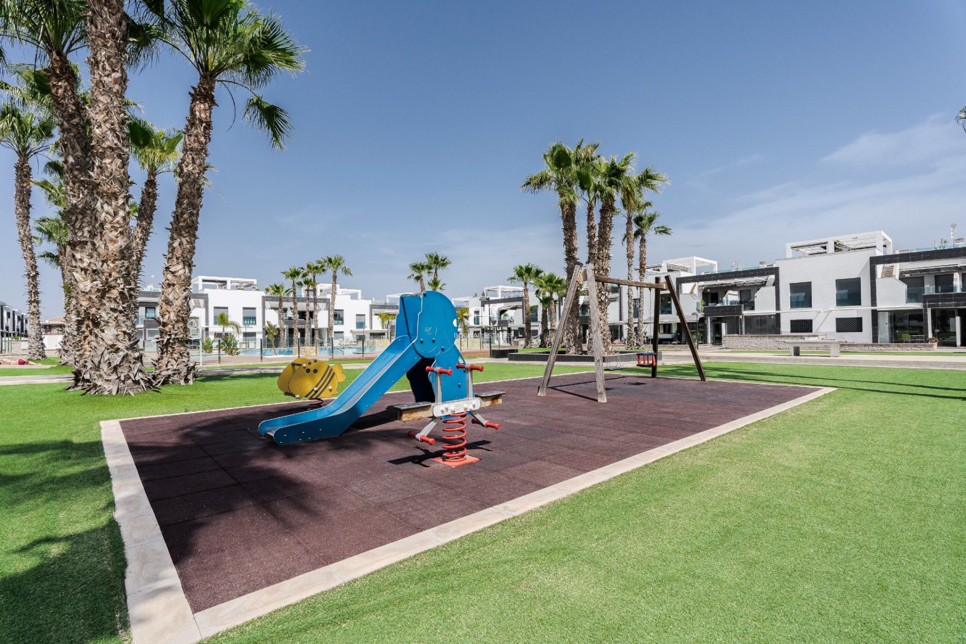 Resale - apartment -
Orihuela Costa - La Zenia