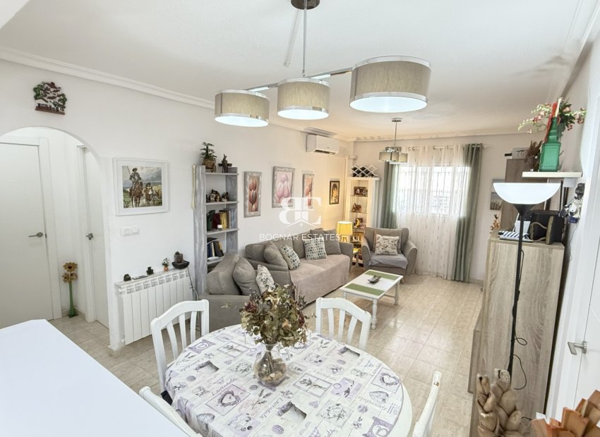 Resale - apartment -
Orihuela Costa - La Zenia