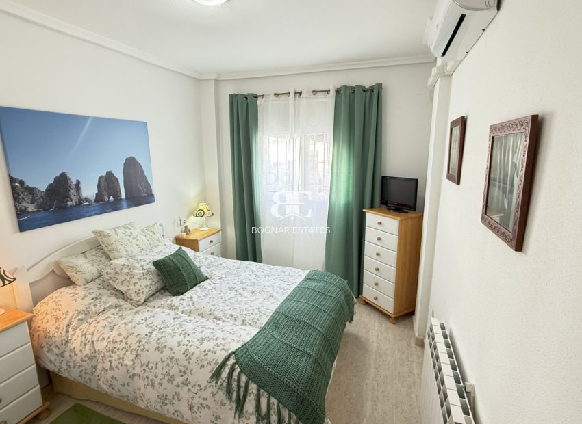 Resale - apartment -
Orihuela Costa - La Zenia