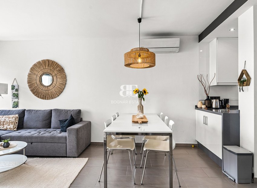 Resale - apartment -
Orihuela Costa - La Zenia