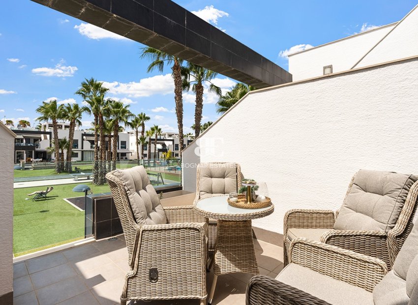 Resale - apartment -
Orihuela Costa - La Zenia