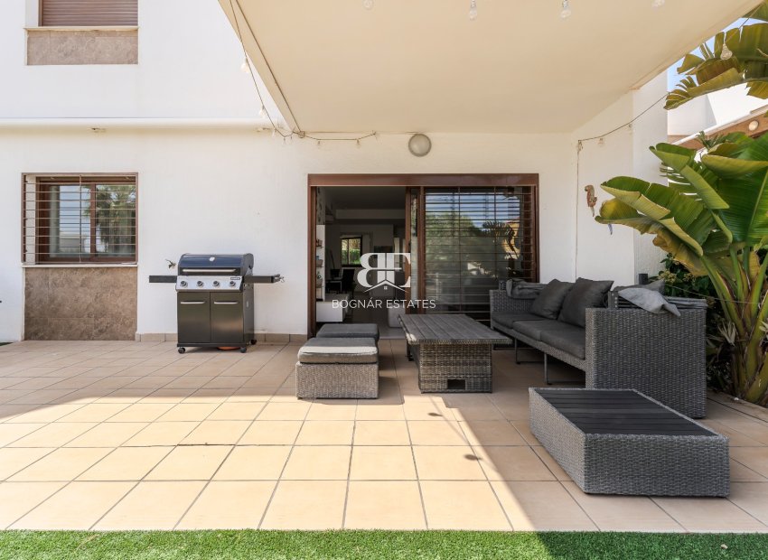 Resale - apartment -
Orihuela Costa - La Zenia