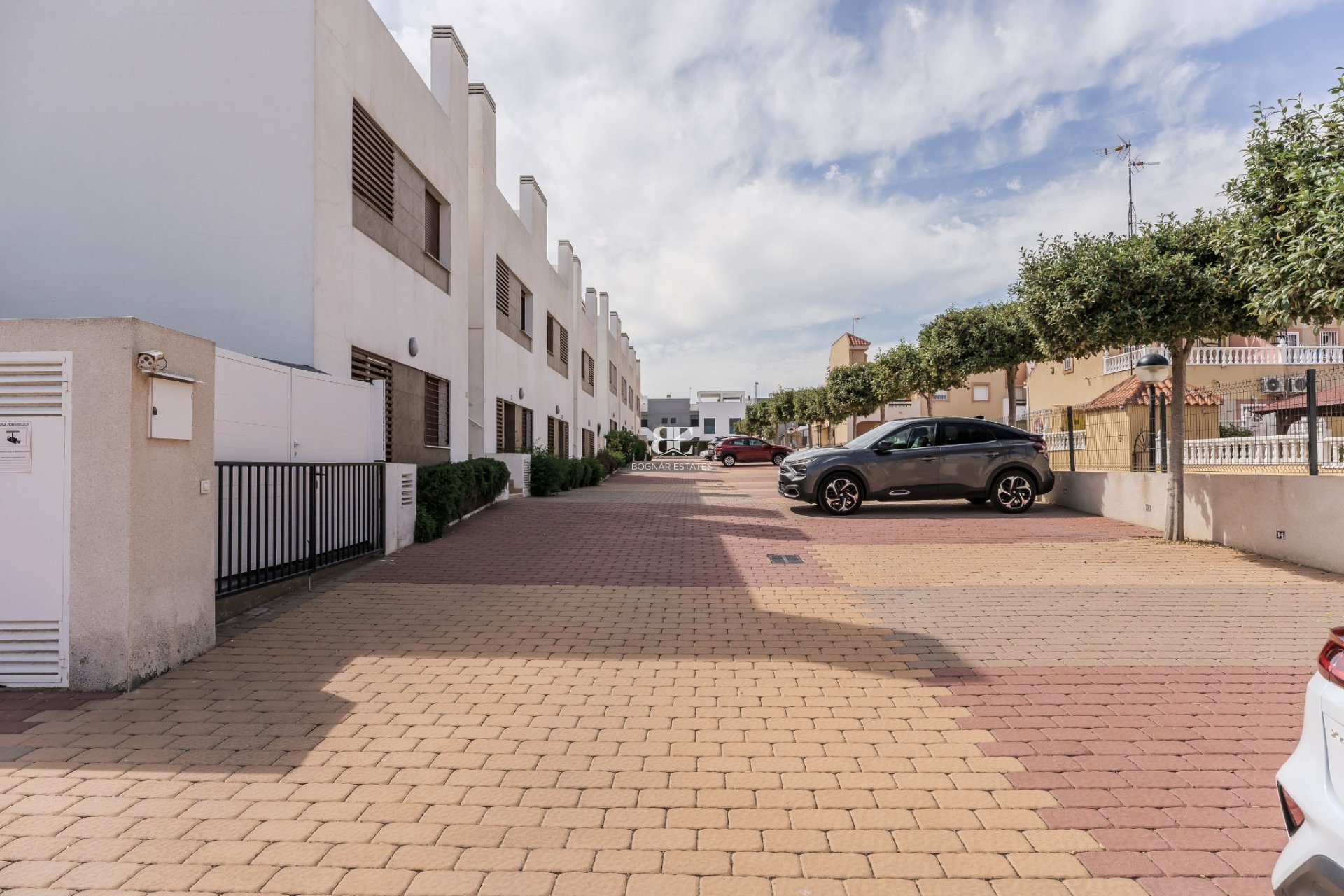 Resale - apartment -
Orihuela Costa - La Zenia