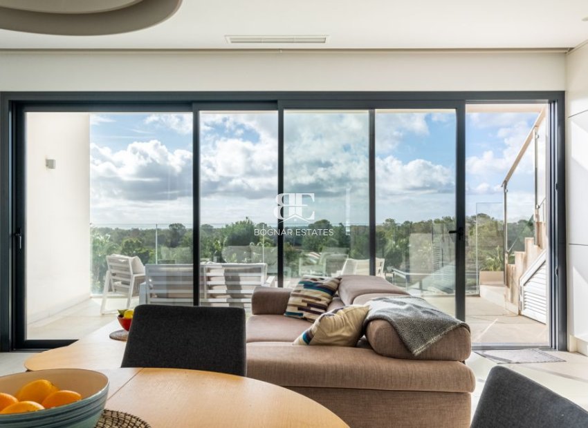 Resale - apartment -
Orihuela Costa - Las Colinas golf