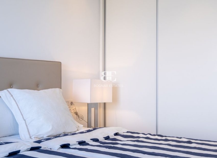 Resale - apartment -
Orihuela Costa - Las Colinas golf