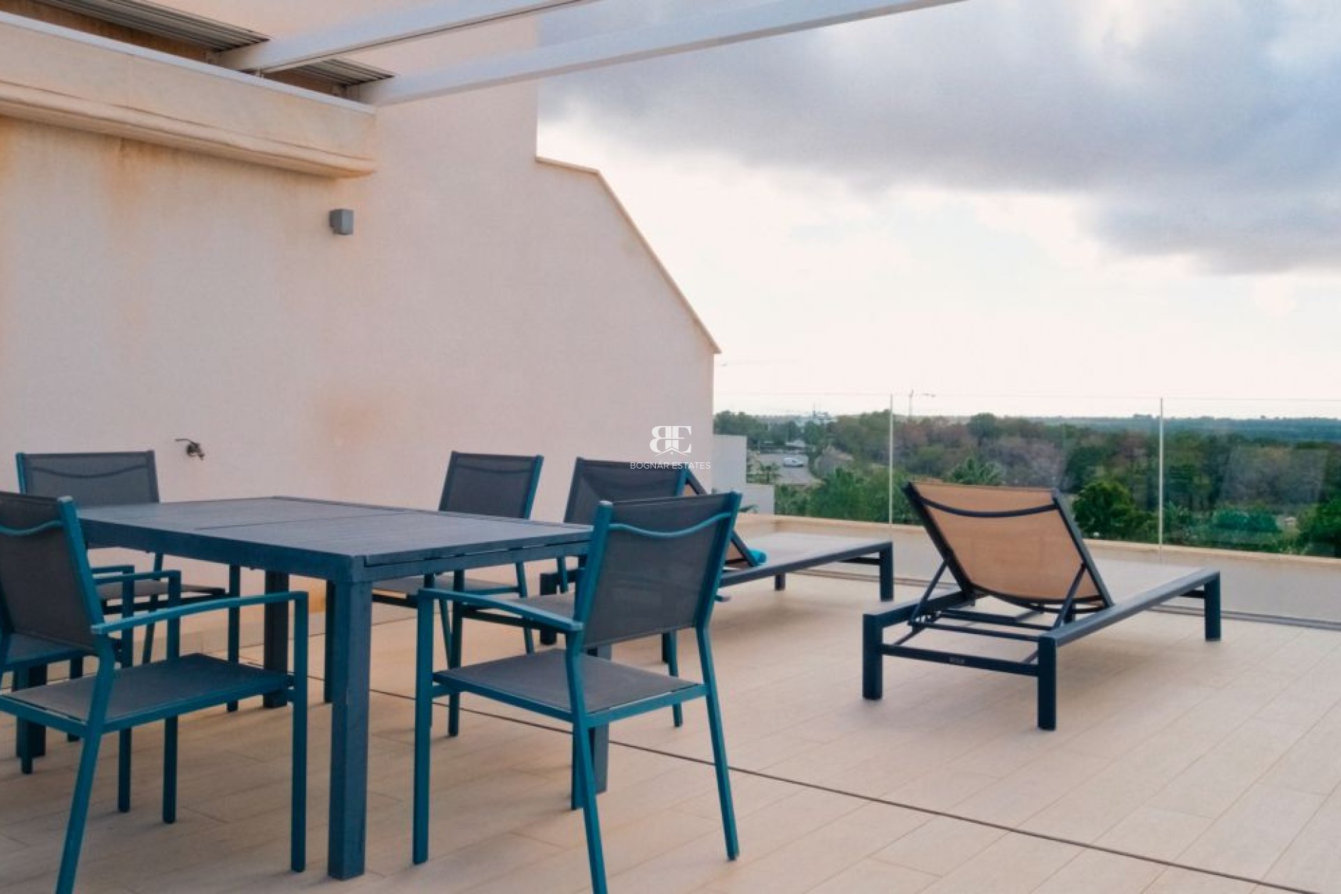 Resale - apartment -
Orihuela Costa - Las Colinas golf