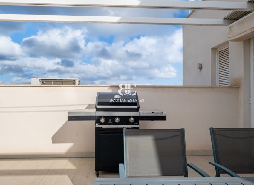 Resale - apartment -
Orihuela Costa - Las Colinas golf