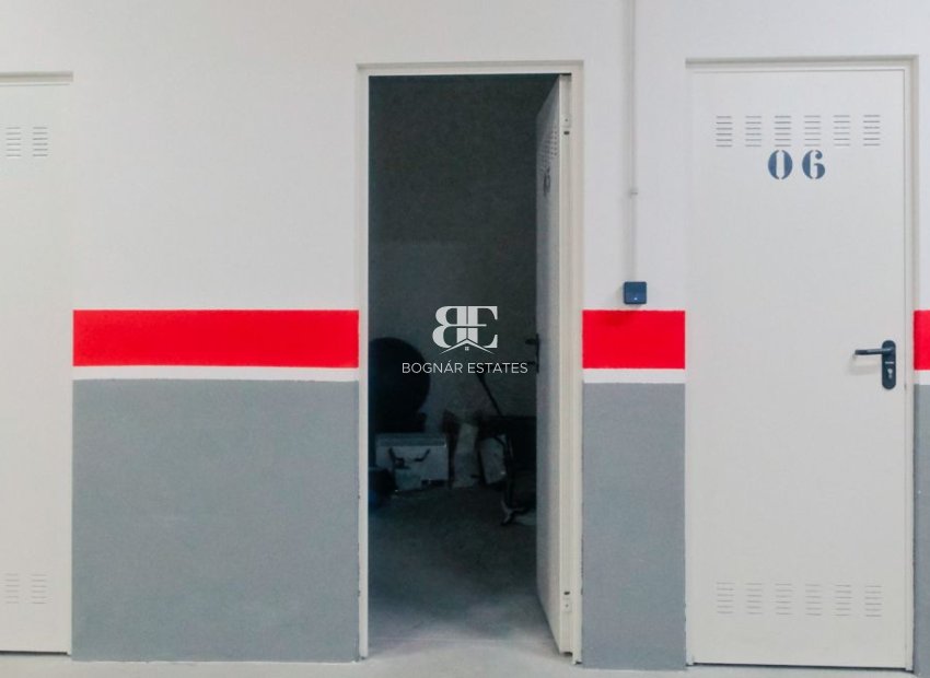 Resale - apartment -
Orihuela Costa - Las Colinas golf