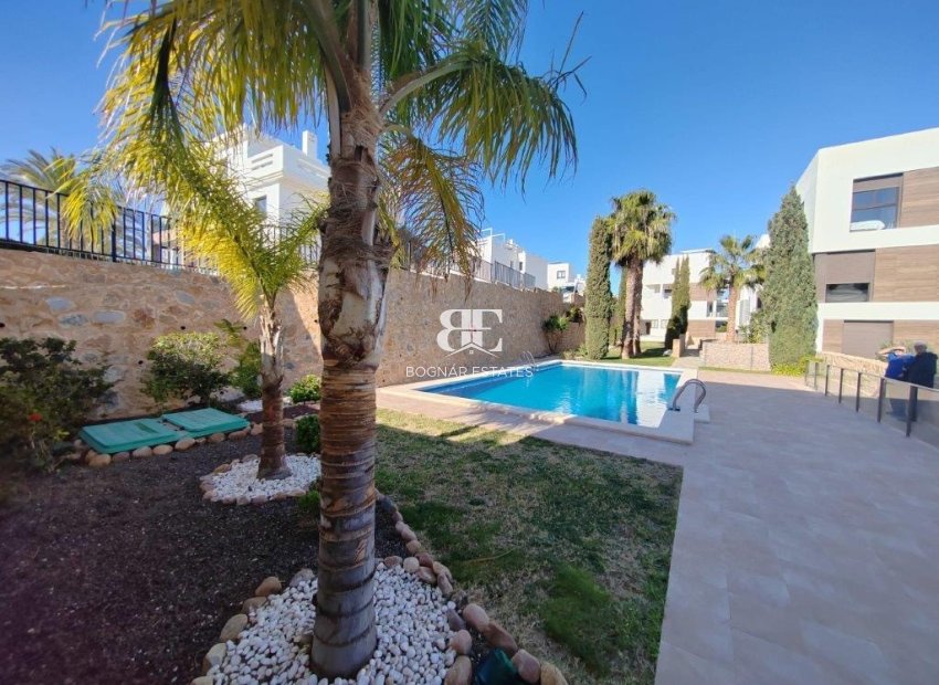 Resale - apartment -
Orihuela Costa - Las Ramblas