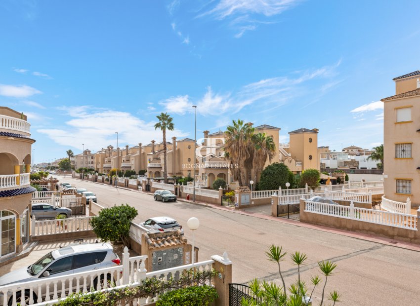 Resale - apartment -
Orihuela Costa - Lomas De Cabo Roig