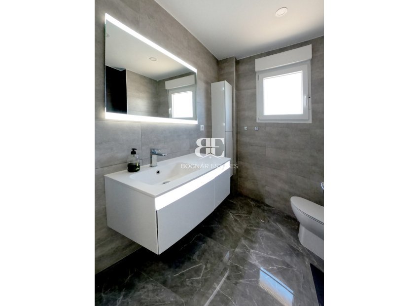 Resale - apartment -
Orihuela Costa - Lomas De Cabo Roig