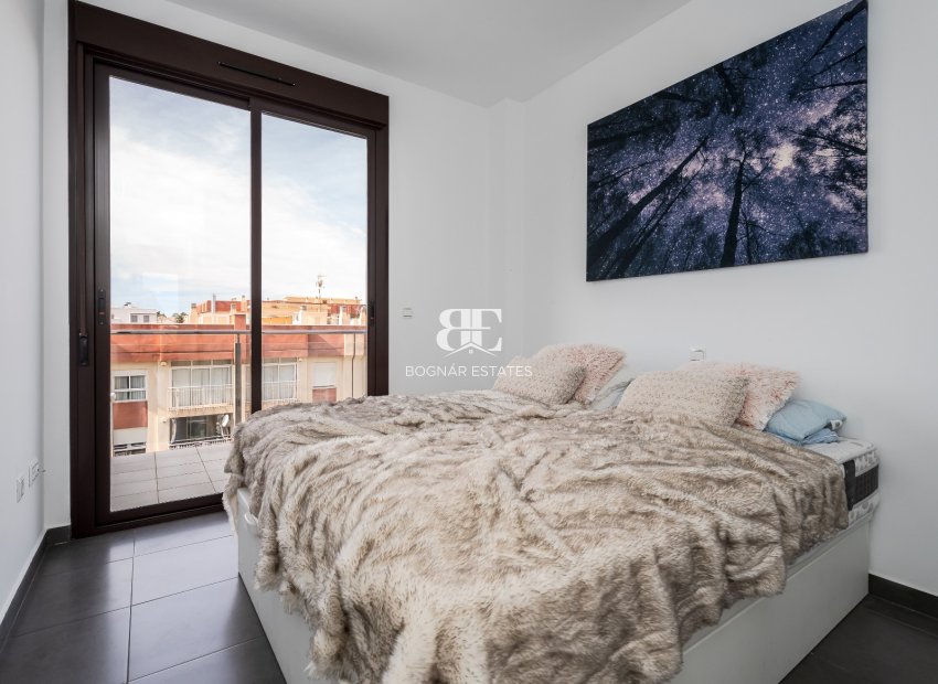 Resale - apartment -
Orihuela Costa - Lomas De Cabo Roig