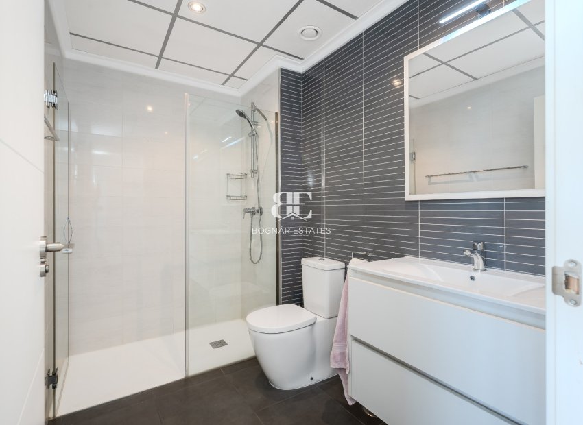 Resale - apartment -
Orihuela Costa - Lomas De Cabo Roig