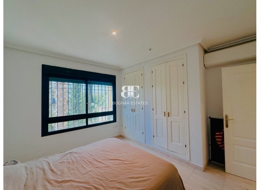Resale - apartment -
Orihuela Costa - Lomas De Campoamor-las Ramblas
