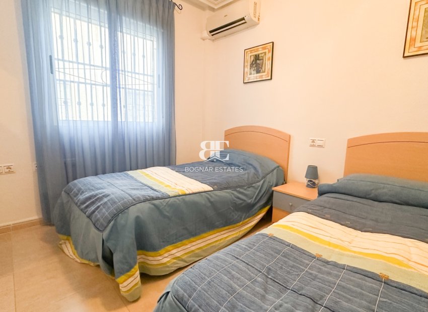 Resale - apartment -
Orihuela Costa - Los Altos