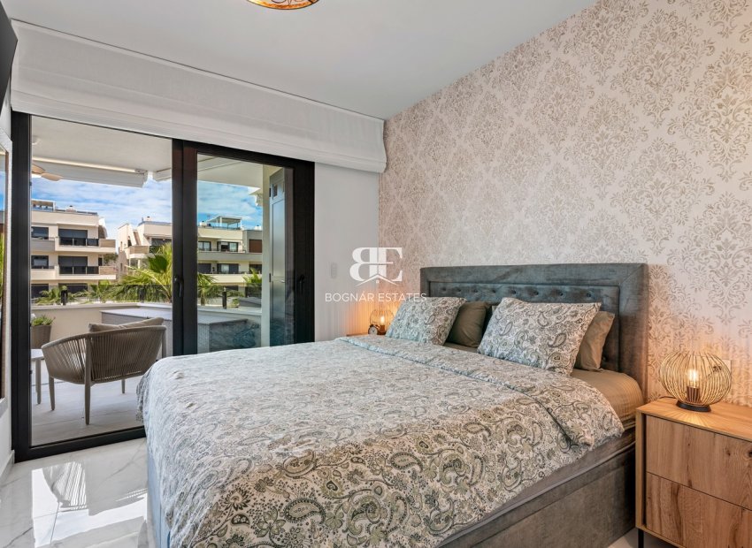 Resale - apartment -
Orihuela Costa - Los Altos