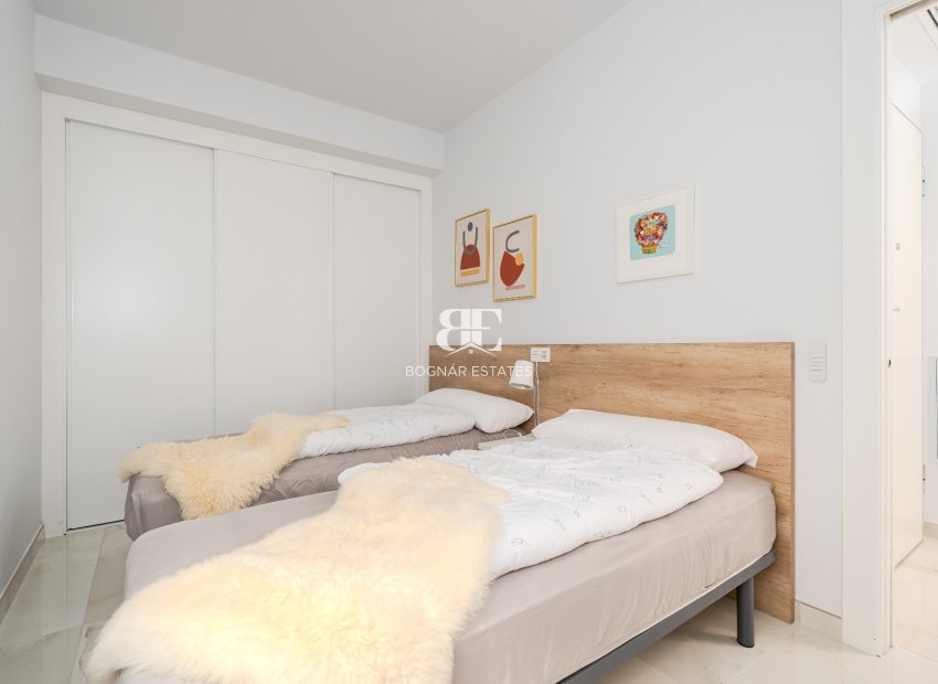 Resale - apartment -
Orihuela Costa - Los Altos
