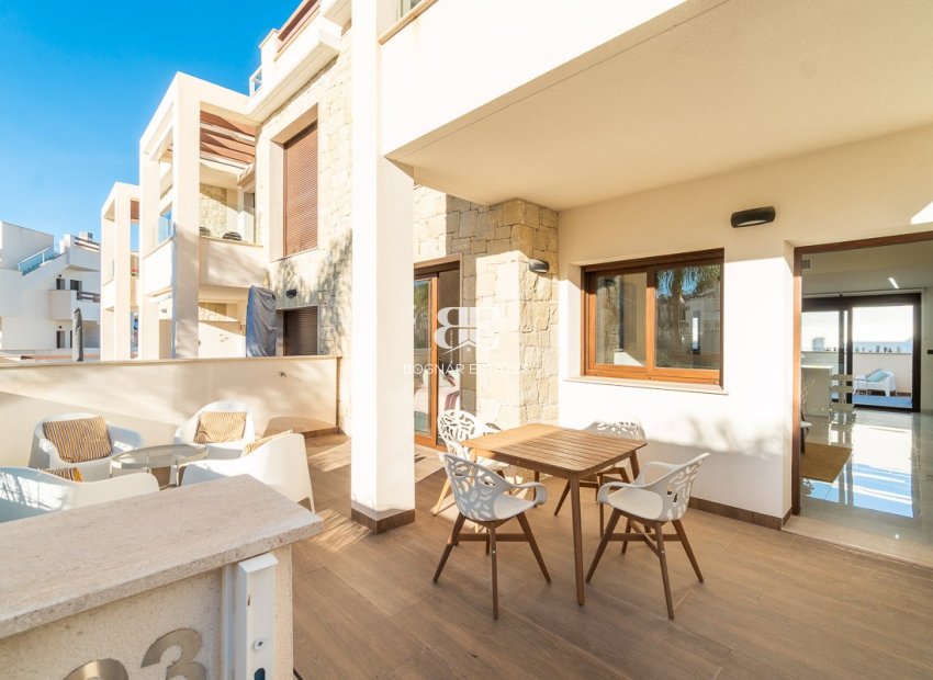 Resale - apartment -
Orihuela Costa - Los Balcones