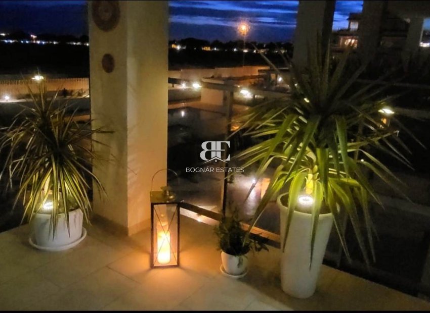 Resale - apartment -
Orihuela Costa - Los Dolses