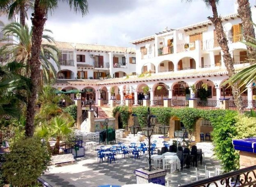 Resale - apartment -
Orihuela Costa - Los Dolses