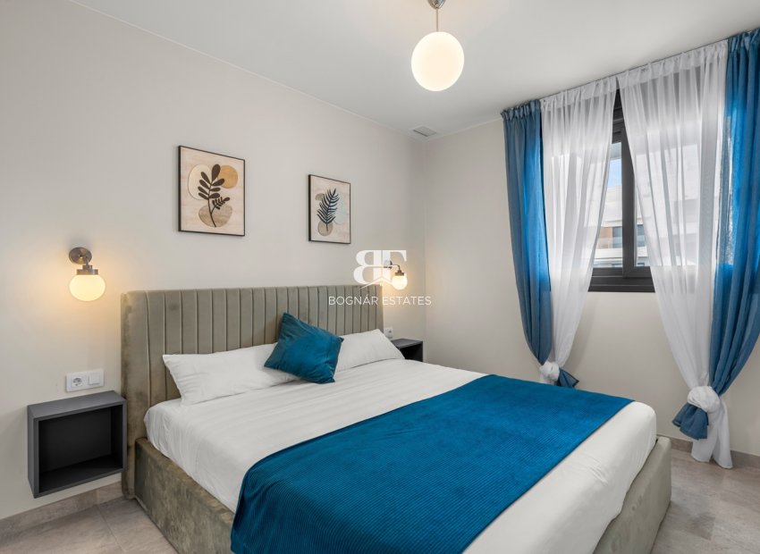 Resale - apartment -
Orihuela Costa - Los Dolses