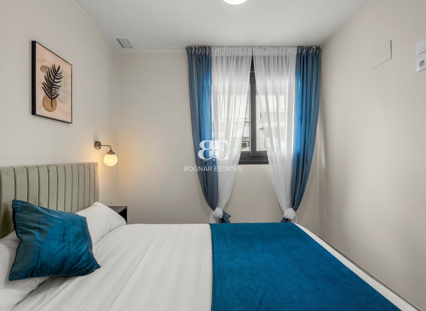 Resale - apartment -
Orihuela Costa - Los Dolses