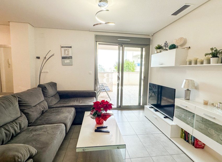 Resale - apartment -
Orihuela Costa - Los Dolses