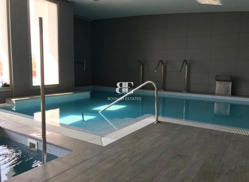 Resale - apartment -
Orihuela Costa - Los Dolses