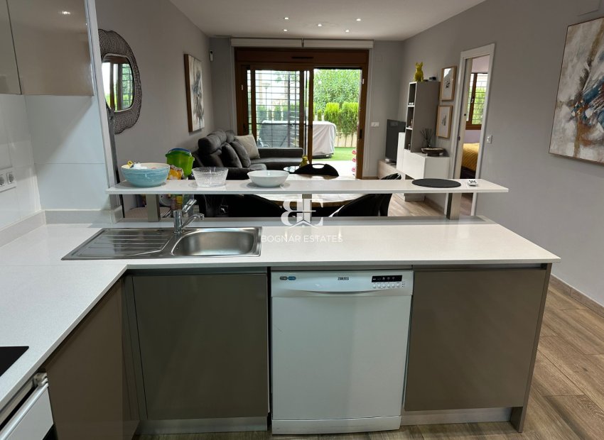 Resale - apartment -
Orihuela Costa - Los Dolses