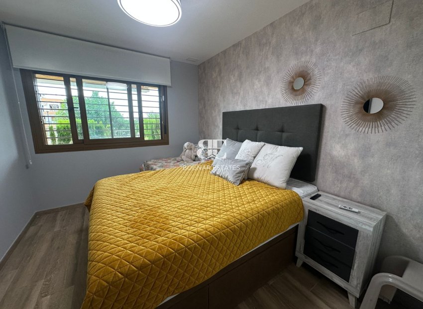 Resale - apartment -
Orihuela Costa - Los Dolses