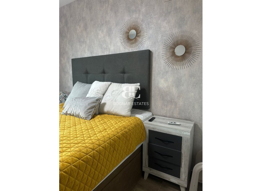 Resale - apartment -
Orihuela Costa - Los Dolses